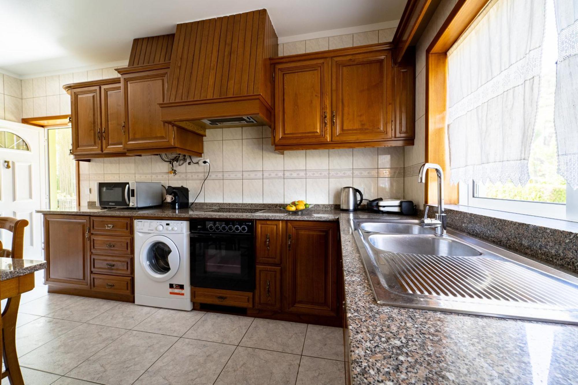 Gondomar Guimaraes - Moradia V3 Com Piscina Natural By House And People 外观 照片